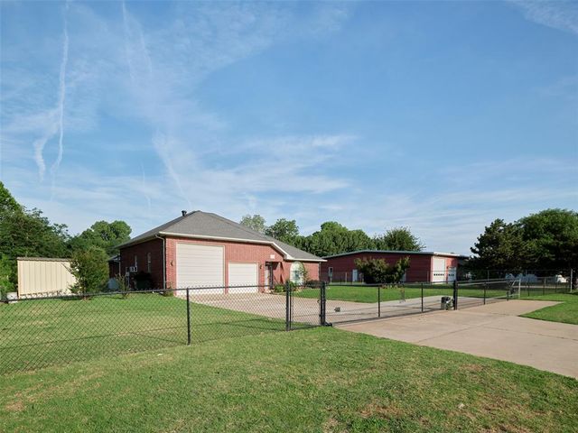 10513 S Santa Fe Avenue, Oklahoma City, OK 73170