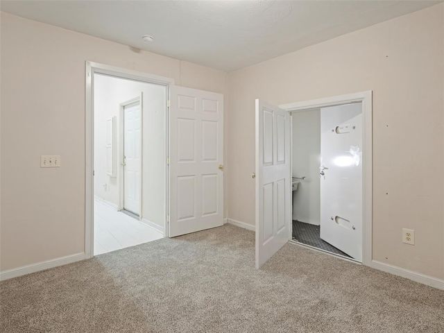 10513 S Santa Fe Avenue, Oklahoma City, OK 73170