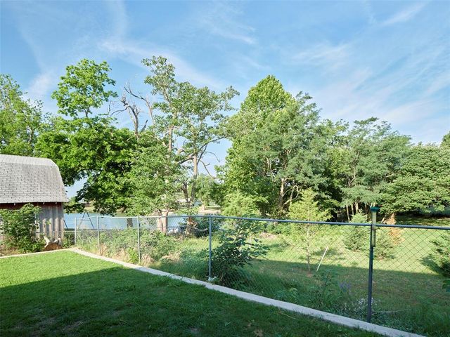 10513 S Santa Fe Avenue, Oklahoma City, OK 73170