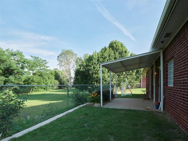 10513 S Santa Fe Avenue, Oklahoma City, OK 73170