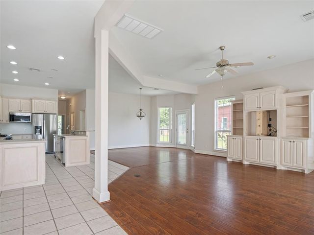 10513 S Santa Fe Avenue, Oklahoma City, OK 73170