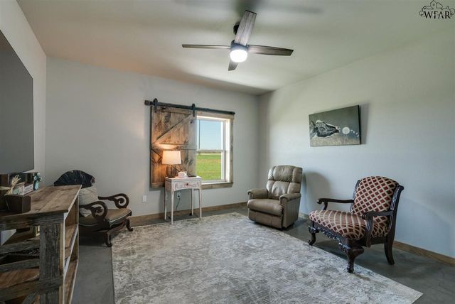 2411 RIFLE RANGE ROAD, Iowa Park, TX 76367