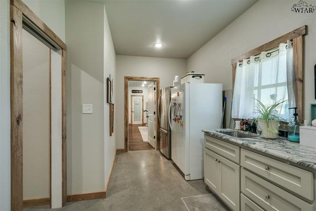 2411 RIFLE RANGE ROAD, Iowa Park, TX 76367