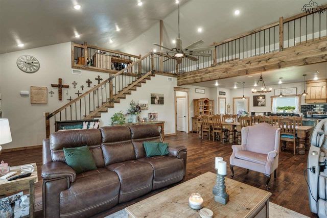 2411 RIFLE RANGE ROAD, Iowa Park, TX 76367