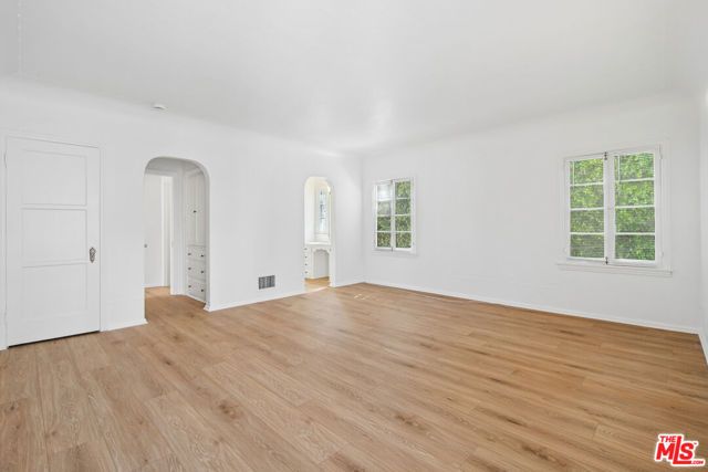 9221 Alcott Street 2, Los Angeles, CA 90035