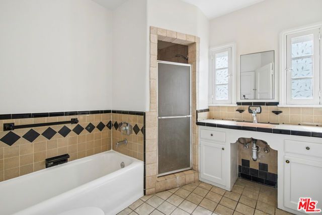 9221 Alcott Street 2, Los Angeles, CA 90035
