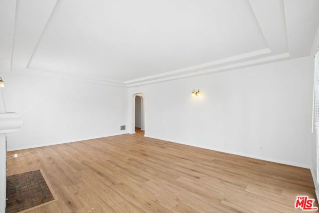 9221 Alcott Street 2, Los Angeles, CA 90035