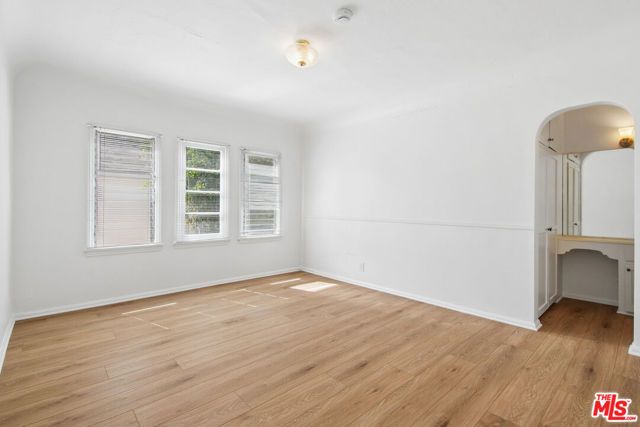 9221 Alcott Street 2, Los Angeles, CA 90035