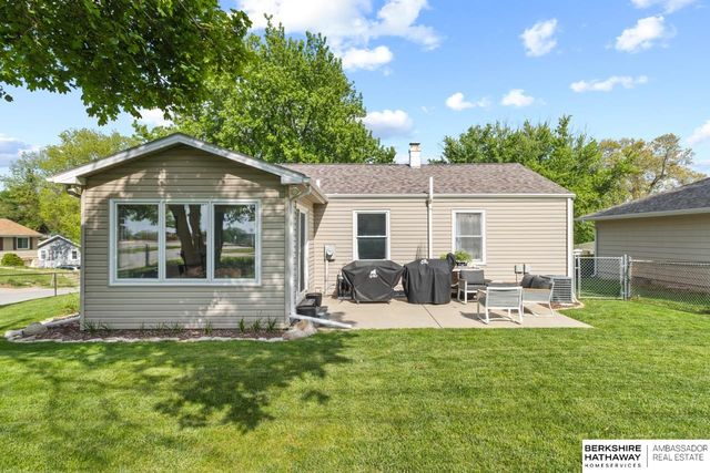 3254 S 77 Avenue, Omaha, NE 68124