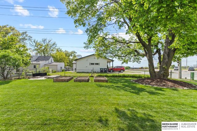 3254 S 77 Avenue, Omaha, NE 68124
