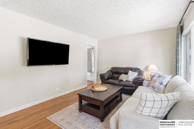 3254 S 77 Avenue, Omaha, NE 68124