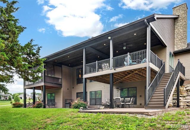 992 Foggy Court, Washington, MO 63090