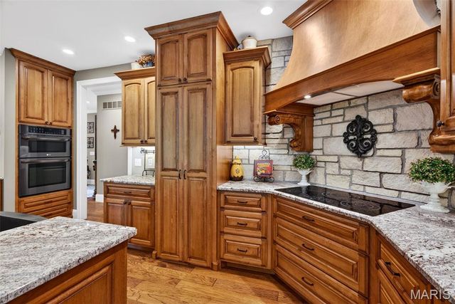 992 Foggy Court, Washington, MO 63090