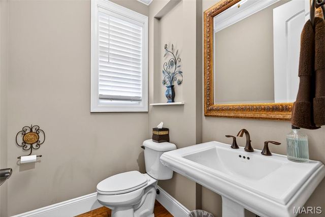 992 Foggy Court, Washington, MO 63090