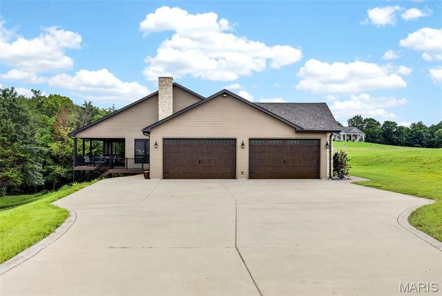 992 Foggy Court, Washington, MO 63090