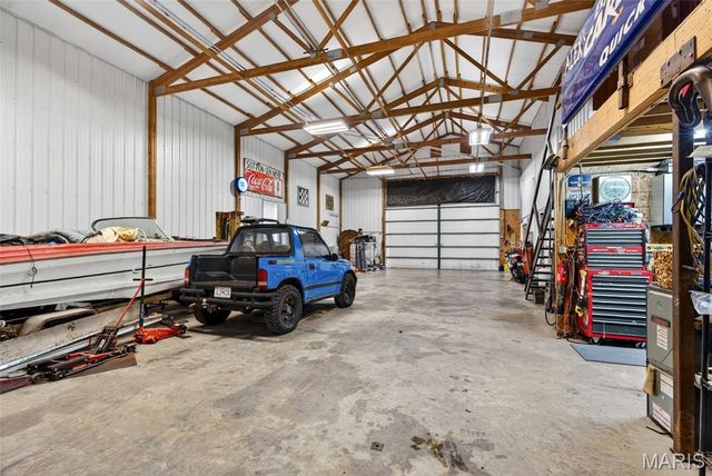 992 Foggy Court, Washington, MO 63090