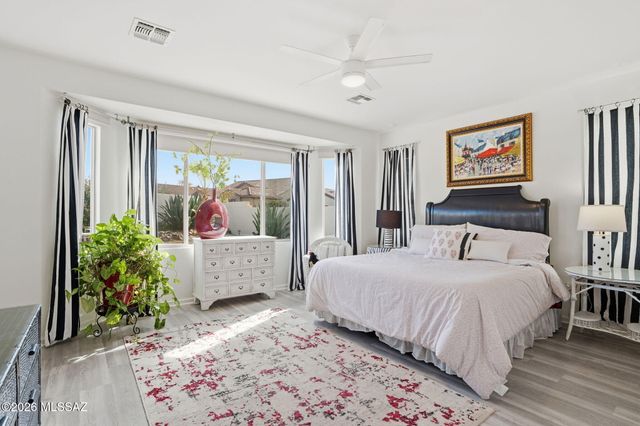 31953 S Misty Basin Road, Oracle, AZ 85623