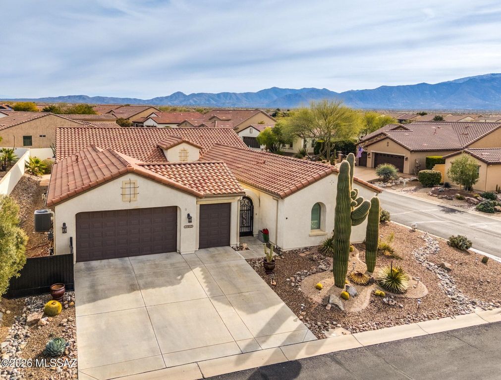 31953 S Misty Basin Road, Oracle, AZ 85623