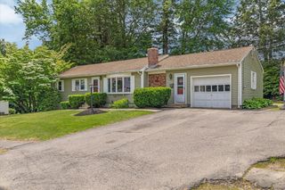 81 Highland Ave, Holden, MA 01520