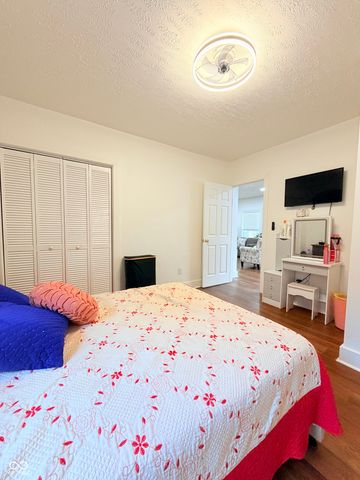1102 N Tibbs Avenue, Indianapolis, IN 46222
