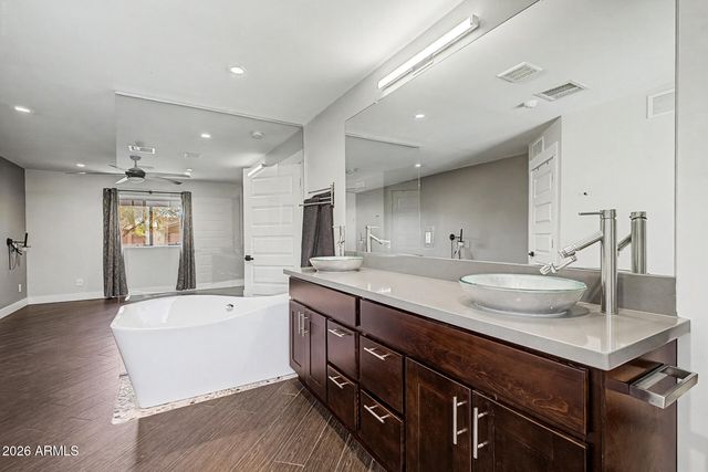 8326 E HUBBELL Street, Scottsdale, AZ 85257