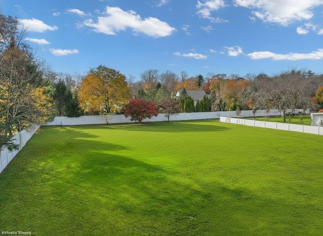 14 Burr School Road, Westport, CT 06880