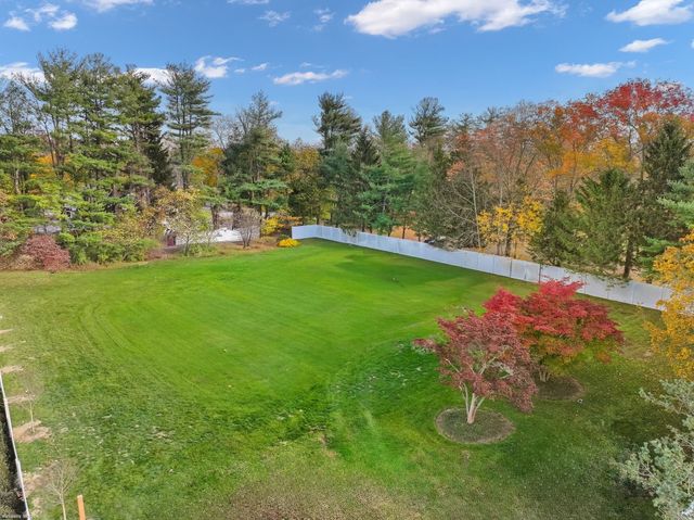 14 Burr School Road, Westport, CT 06880