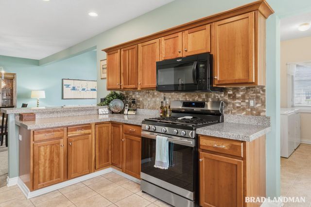 2196 Boardwalk Court, Wayland, MI 49348