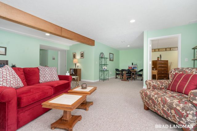 2196 Boardwalk Court, Wayland, MI 49348