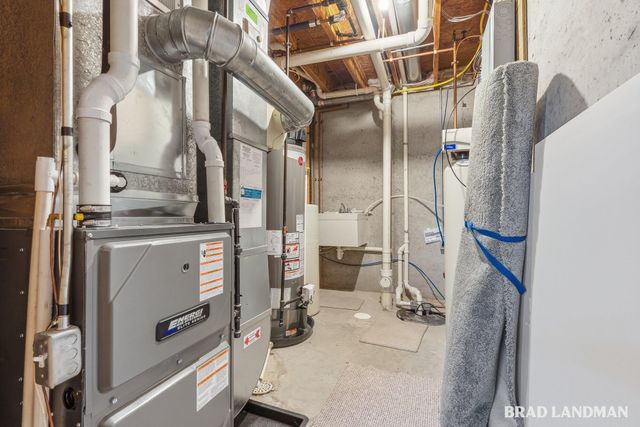 2196 Boardwalk Court, Wayland, MI 49348