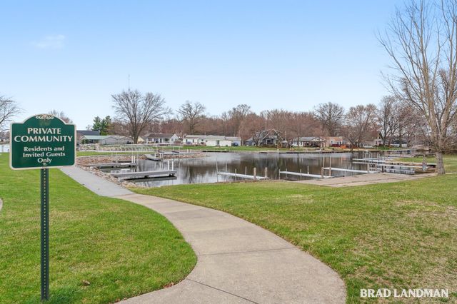 2196 Boardwalk Court, Wayland, MI 49348