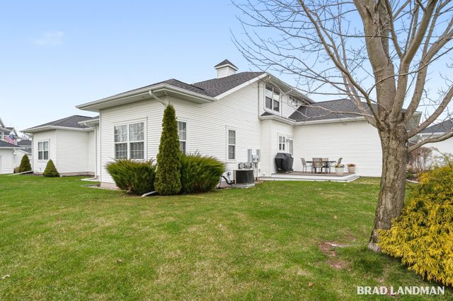 2196 Boardwalk Court, Wayland, MI 49348