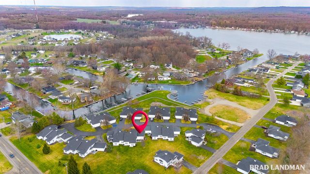 2196 Boardwalk Court, Wayland, MI 49348