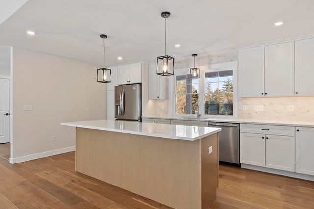 6 Cascade Drive, New Ipswich, NH 03071