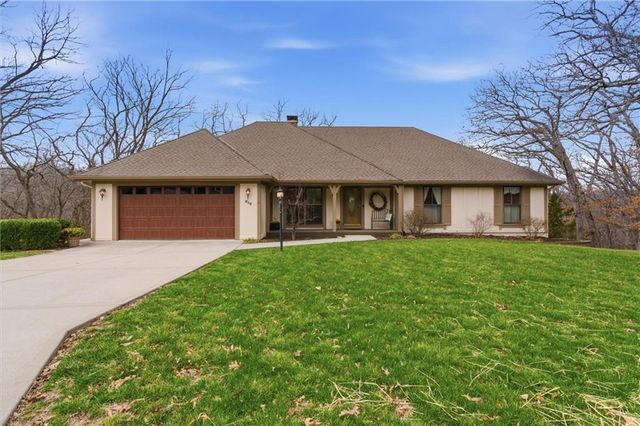 812 High Drive, Excelsior Springs, MO 64024