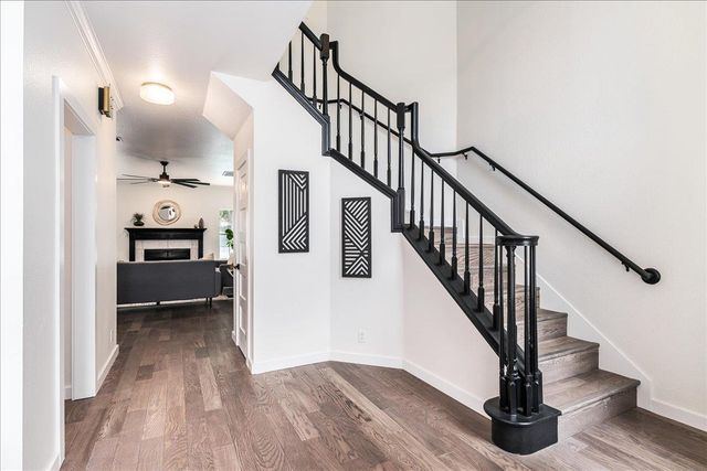 201 Timpanagos DR, Lakeway, TX 78734