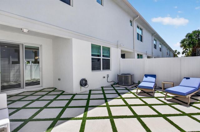 1835 Sandpiper Pointe Place, Deerfield Beach, FL 33442