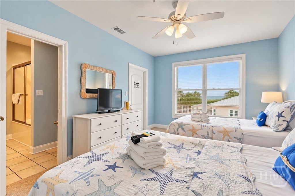 Image 24 of property listing at 214 Butler Avenue 302, Tybee Island, GA 31328