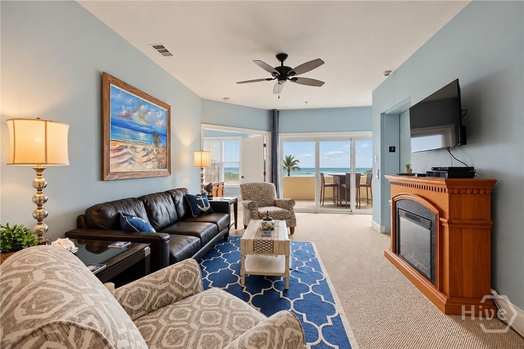 Image 4 of property listing at 214 Butler Avenue 302, Tybee Island, GA 31328