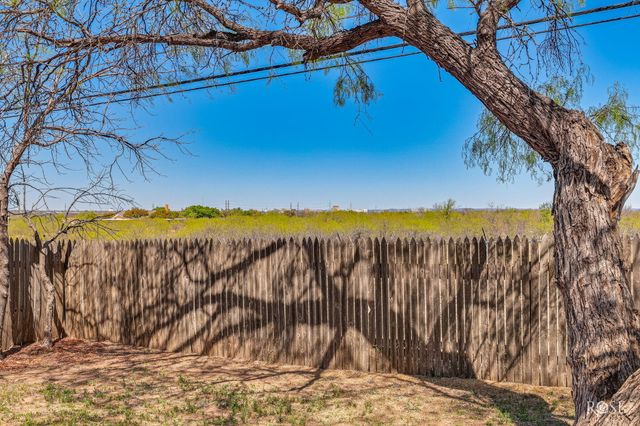 226 Edgewood Drive, San Angelo, TX 76903