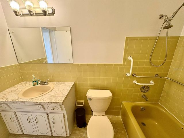 2040 WORLD PARKWAY BOULEVARD 58, Clearwater, FL 33763