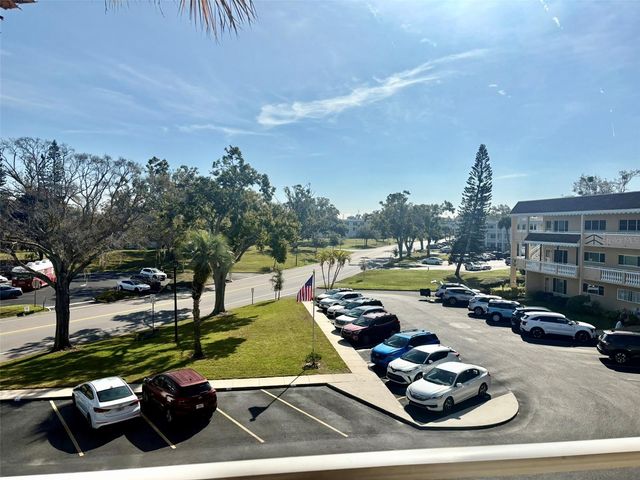 2040 WORLD PARKWAY BOULEVARD 58, Clearwater, FL 33763