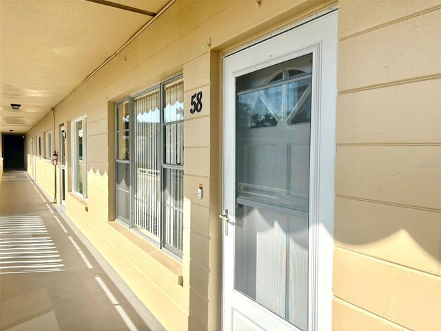 2040 WORLD PARKWAY BOULEVARD 58, Clearwater, FL 33763