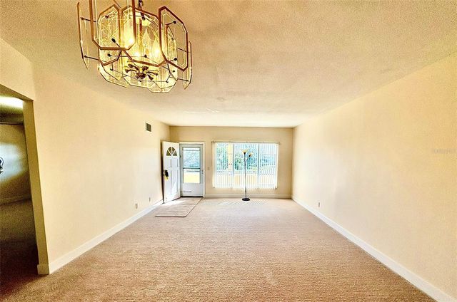 2040 WORLD PARKWAY BOULEVARD 58, Clearwater, FL 33763