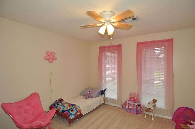 5421 Thistle Drive, Dickinson, TX 77539