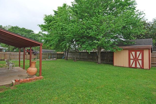 5421 Thistle Drive, Dickinson, TX 77539