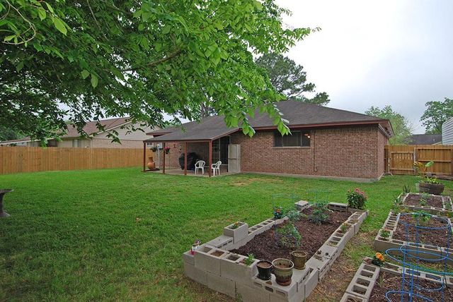 5421 Thistle Drive, Dickinson, TX 77539