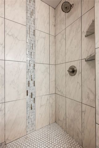 5 Pine Trail Road, Rogers, AR 72756