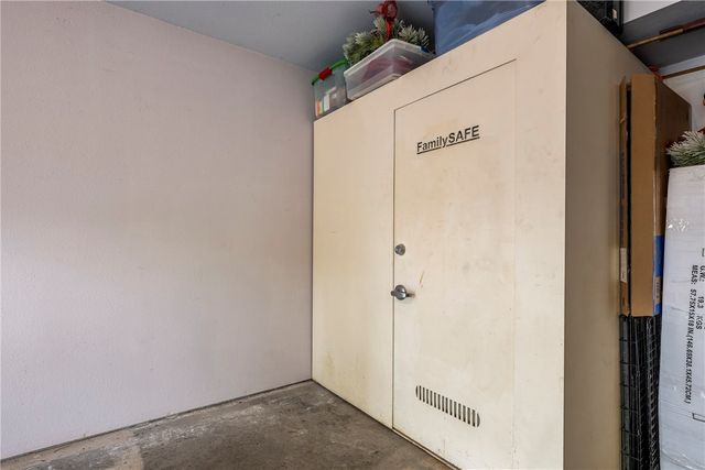 5 Pine Trail Road, Rogers, AR 72756