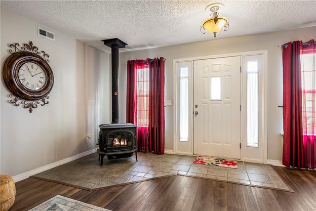 5 Pine Trail Road, Rogers, AR 72756